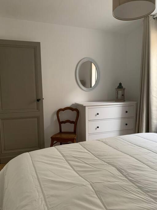 Guîtres Gite La Petite Maison المظهر الخارجي الصورة